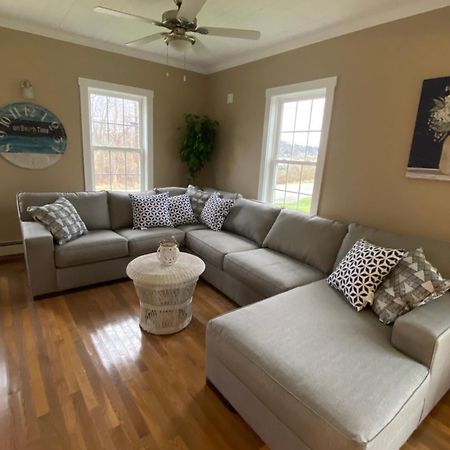 Newport Beach House - On Lake Time מראה חיצוני תמונה